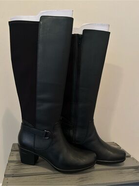 Clarks Emslie March Women’s Knee High Black Leather Boots Sz 8